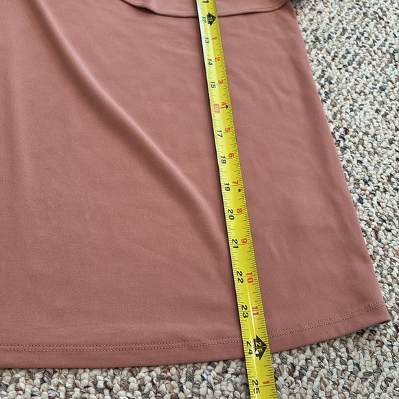 Express Cold Shoulder Blouse with Lace Insert in Light Mauve. Small - Picture 10 of 11